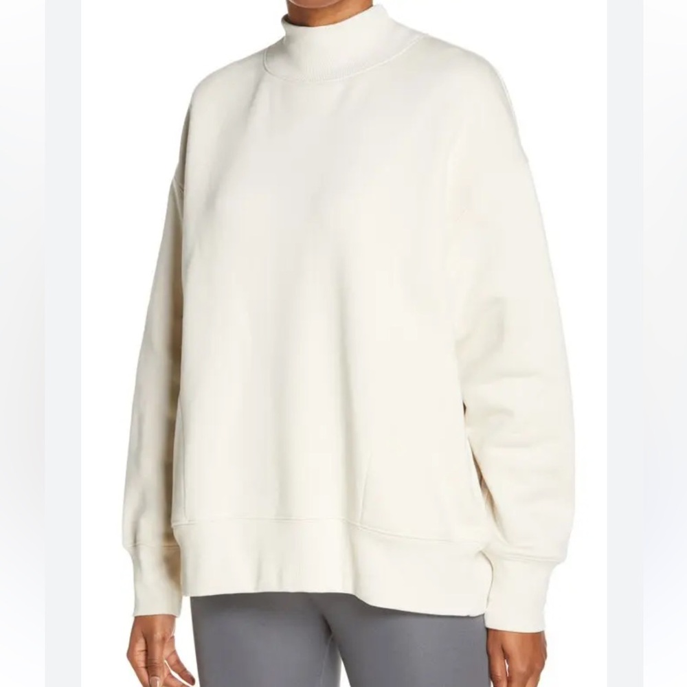 Alo Yoga Refresh Mock Neck Sweatshirt - Bone